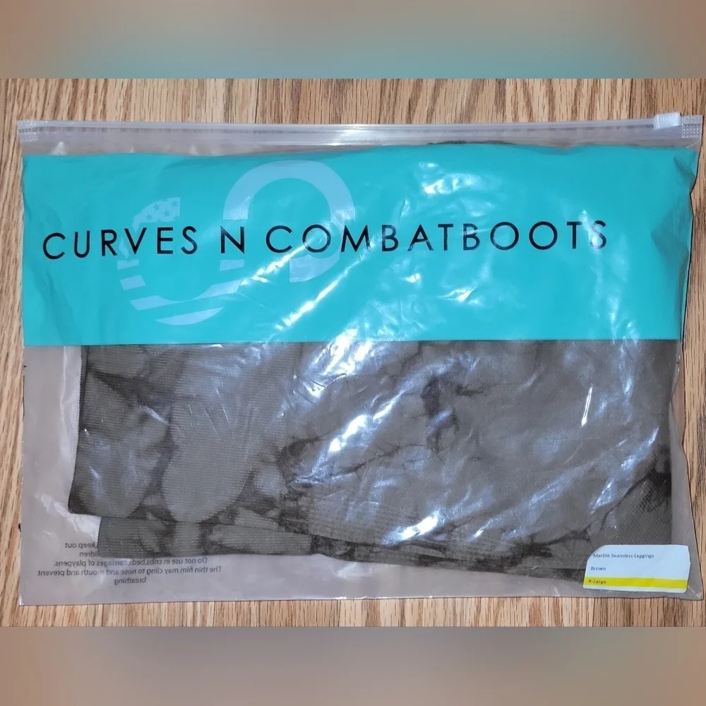 Nwt Curves N Combat Boots | Seamless Leggings w/Booty Scrunch | Brown Ma… - Picture 7 of 7